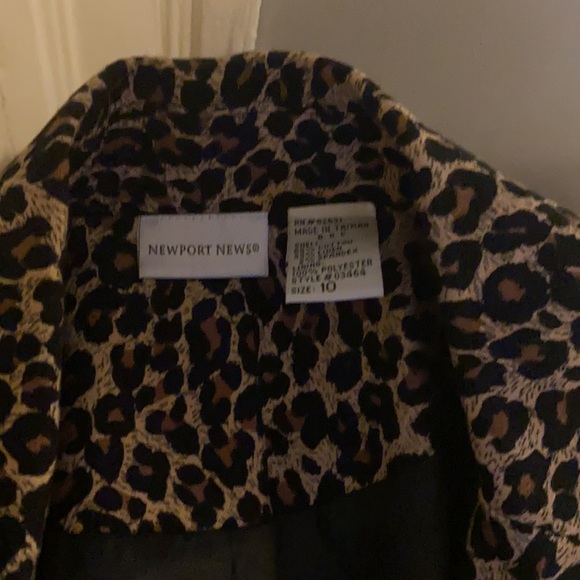 Animal Print Blazer ( Hat Sold Separate)… - Picture 7 of 7